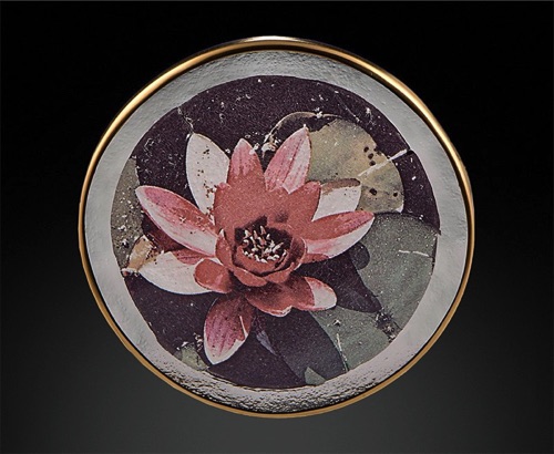 124. Kyoto Water Lily Brooch