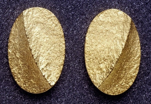 Large oval earrings in vermeil